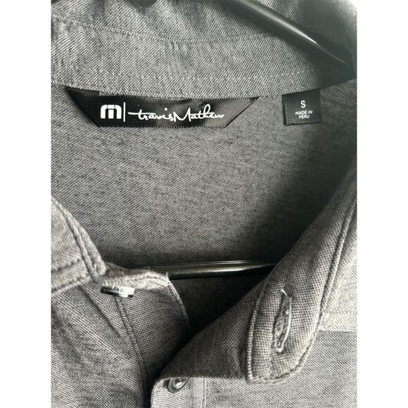 Travis Mathew Beach Buzz Golf Polo shirt size S Gray with patch of Ocean Courses - Picture 6 of 7